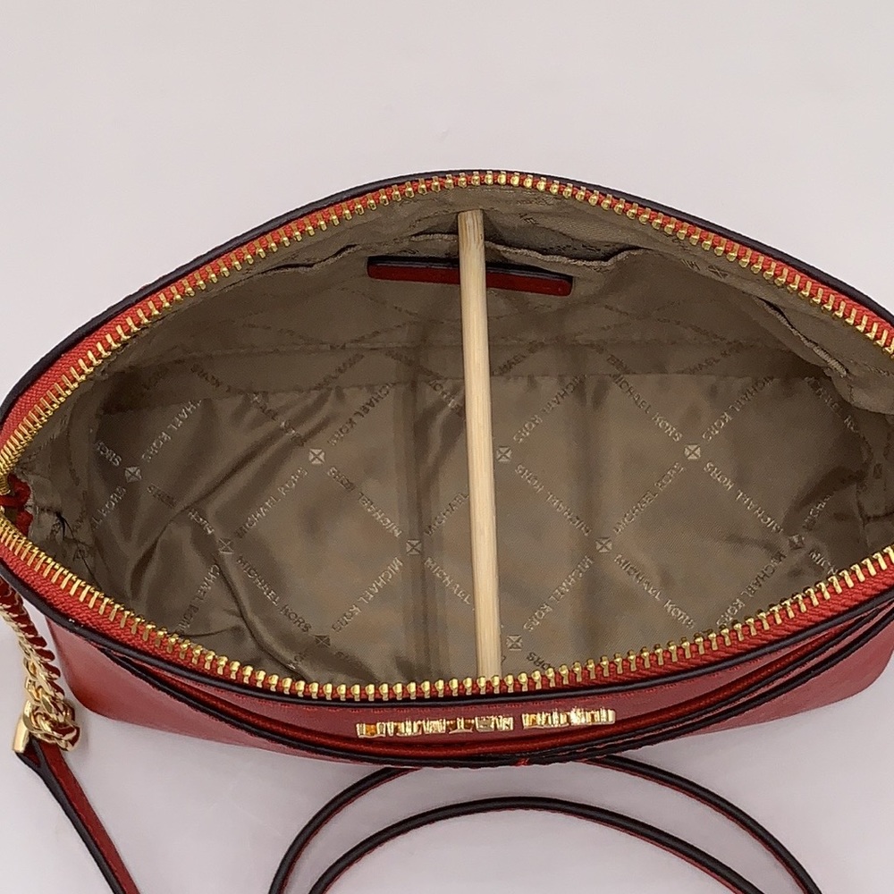 MICHAEL KORS
Jet Set Travel Medium Logo Dome Crossbody Bag FLAME COLOR - Picture 11 of 15